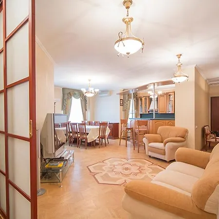 Apartament Gh *